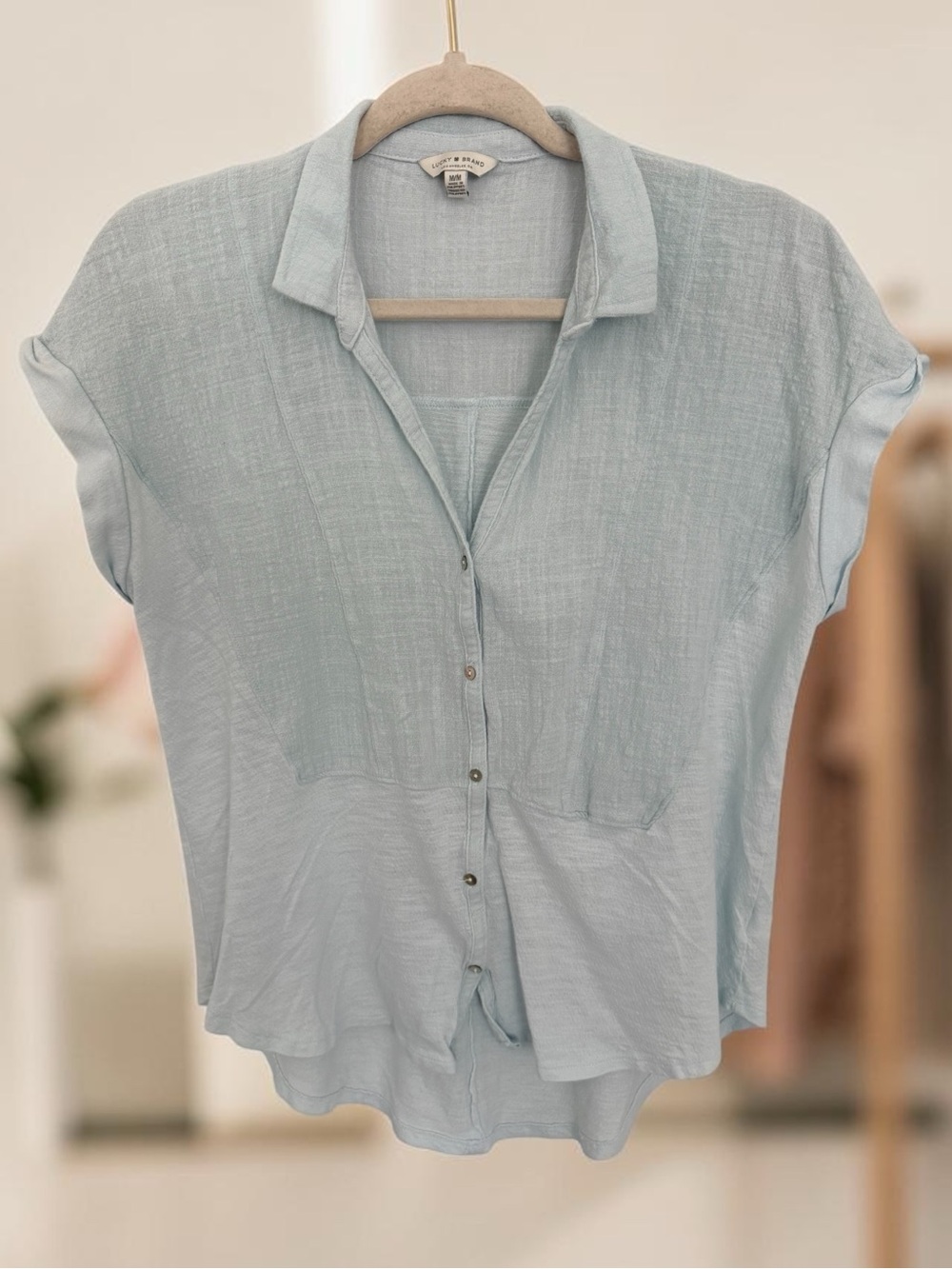 Lucky Brand Light Blue Cap Sleeve, Button-Front Relaxed Shirt Size M